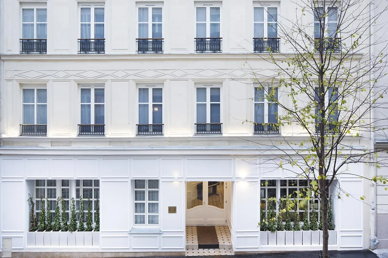 Celeste Batignolles Montmartre Paris